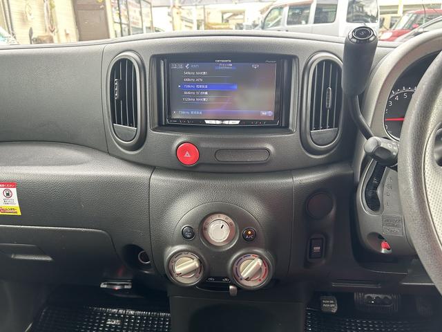 お手頃な乗用車が入庫!Bカメラ付きのナビはテレビの視聴はもちろん、Bluetoothの接続もOK!ETCカードリーダー取付済みなので納車直後から高速道路の利用料金が割引適用!タイヤの状態も◎お早めに!