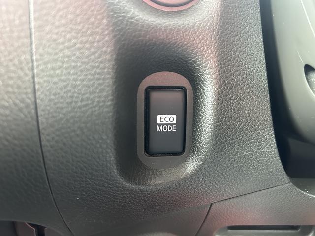 お手頃な乗用車が入庫!Bカメラ付きのナビはテレビの視聴はもちろん、Bluetoothの接続もOK!ETCカードリーダー取付済みなので納車直後から高速道路の利用料金が割引適用!タイヤの状態も◎お早めに!