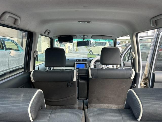 走行距離９万キロ！エアコンゴリ冷え！走る・止まる、全く異常なし！走行状態に関する程度は良好です！ただし、ナビの動作不良＆内・外装に難あり！キズ・サビ・ヘコミあります！喫煙車両につきタバコ臭あります！