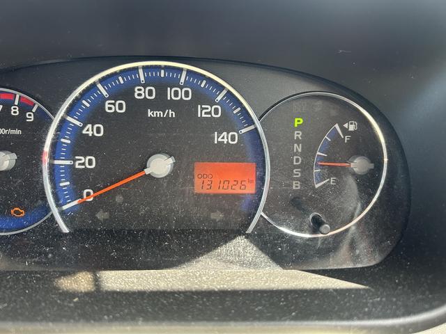 走る・止まる、異常なし！エアコンゴリ冷え！程度良好！今すぐに車が必要な方、最短翌営業日には納車可能となります。現在Ｏ２センサー異常のチェックランプ点灯してますが走行には支障ありませんのでご安心下さい！