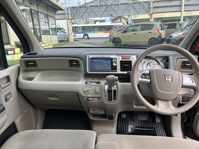 現時点で複数台のライフを代車として所有している当社から伝えたい事はひとつ。ライフはまじでジョートー！コスパで言えば軽の中でもトップクラス！走行距離は７万キロ台！Ｂカメラ付きナビはテレビの視聴が可能！