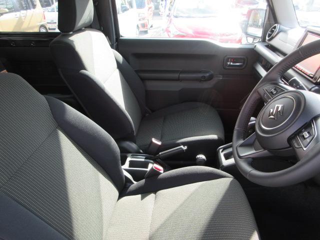 禁煙車、室内きれいです。