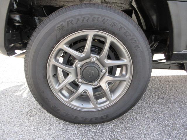 １６インチアルミ