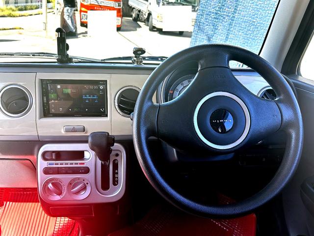 アルトラパン Ｘ　２年保証付き　フロントタイヤ２本新品交換　ＣＤ　ＤＶＤ　ＢＬＵＥＴＯＯＴＨ　プッシュスタート　スマートキー　１４インチアルミホイール　アイドリングストップ（2枚目）