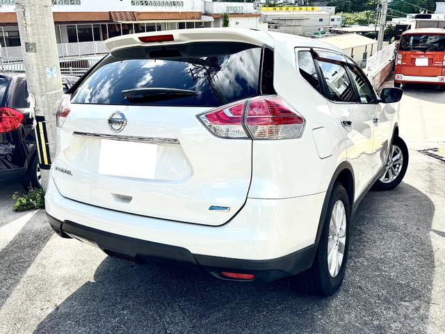 エクストレイル 20X 2年保証 スマートキー プッシュスタート ステアリングスイッチ 横滑り防止機能 アイドリングストップ リアエアコン レザー調シート 純正17インチアルミホイールNAVI TV BLUETOOTH(10枚目)