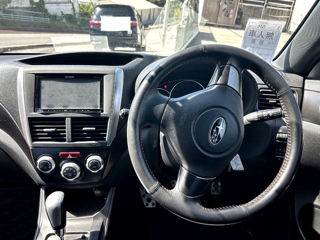 インプレッサ １．５ｉ－Ｓ　リミテッド　２年保証付き　本土仕入　ＡＷＤ車　純正１６インチアルミホイール　ＮＡＶＩ　ＴＶ　ＣＤ　ＤＶＤ　ＢＬＵＥＴＯＯＴＨ　リアスポイラー　革巻きステアリング　キーレス　ＥＴＣ　ＨＩＤ