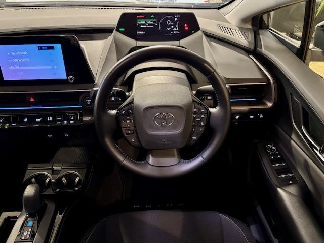 プリウス Ｕ　ＯＰ１０年保証対象車　トヨタセーフティセンス　ディスプレイオーディオ（フルセグＴＶ／Ｂｌｕｅｔｏｏｔｈ／ＵＳＢ）パノラミックビューモニター　レーダークルーズコントロール　ＥＴＣ２．０　シートヒーター（13枚目）