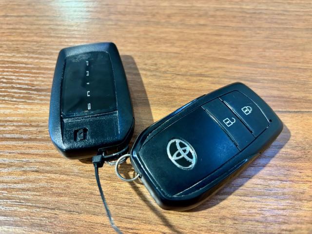 プリウス Ｕ　ＯＰ１０年保証対象車　トヨタセーフティセンス　ディスプレイオーディオ（フルセグＴＶ／Ｂｌｕｅｔｏｏｔｈ／ＵＳＢ）パノラミックビューモニター　レーダークルーズコントロール　ＥＴＣ２．０　シートヒーター（34枚目）