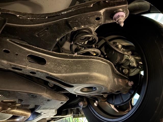 プリウス Ｕ　ＯＰ１０年保証対象車　トヨタセーフティセンス　ディスプレイオーディオ（フルセグＴＶ／Ｂｌｕｅｔｏｏｔｈ／ＵＳＢ）パノラミックビューモニター　レーダークルーズコントロール　ＥＴＣ２．０　シートヒーター（57枚目）