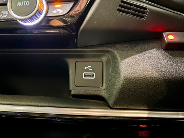 ヴェゼル e:HEV Z OP10年保証対象 純正ナビ(Bluetooth USB フルセグ) バックカメラ ワイヤレス充電 ホンダセンシング BSM 前後ドライブレコーダー クルーズコントロール ETC シートヒーター(27枚目)