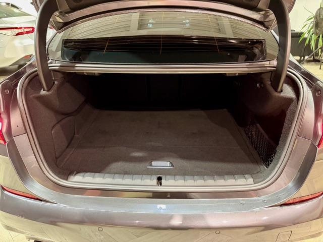 広々としたラゲッジルーム