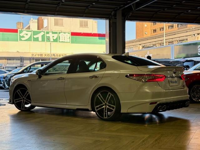 カムリ Ｇ　ワンオーナー　Ｍ’ｚＳＰＥＥＤ　フルエアロ　ジュリア５５５モノブロック鍛造２０インチＡＷ　ＲＳＲ　Ｂｅｓｔ☆１車高調　４本出しエキゾーストカッター　純正ディスプレイオーディオ　パワーシート　ＥＴＣ（8枚目）