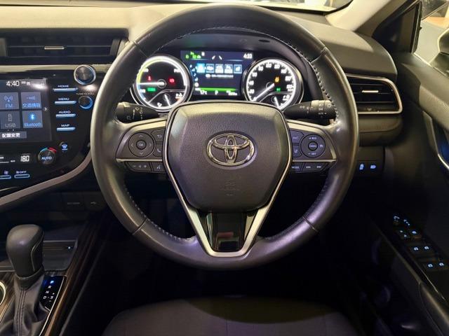 カムリ Ｇ　ワンオーナー　Ｍ’ｚＳＰＥＥＤ　フルエアロ　ジュリア５５５モノブロック鍛造２０インチＡＷ　ＲＳＲ　Ｂｅｓｔ☆１車高調　４本出しエキゾーストカッター　純正ディスプレイオーディオ　パワーシート　ＥＴＣ（12枚目）