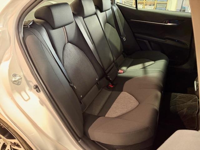 カムリ Ｇ　ワンオーナー　Ｍ’ｚＳＰＥＥＤ　フルエアロ　ジュリア５５５モノブロック鍛造２０インチＡＷ　ＲＳＲ　Ｂｅｓｔ☆１車高調　４本出しエキゾーストカッター　純正ディスプレイオーディオ　パワーシート　ＥＴＣ（15枚目）