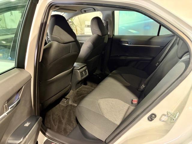 カムリ Ｇ　ワンオーナー　Ｍ’ｚＳＰＥＥＤ　フルエアロ　ジュリア５５５モノブロック鍛造２０インチＡＷ　ＲＳＲ　Ｂｅｓｔ☆１車高調　４本出しエキゾーストカッター　純正ディスプレイオーディオ　パワーシート　ＥＴＣ（16枚目）