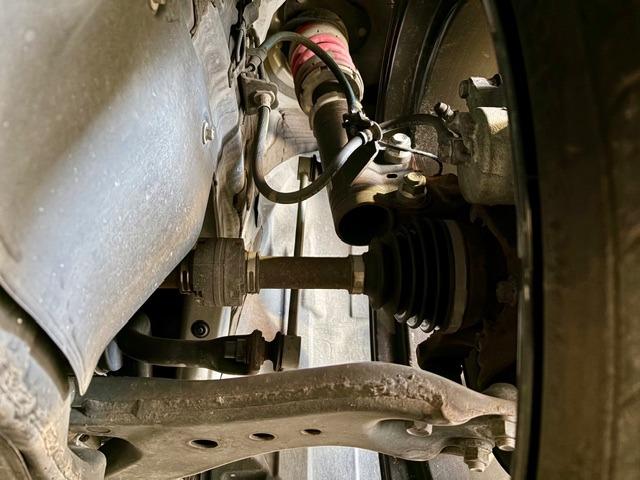 カムリ Ｇ　ワンオーナー　Ｍ’ｚＳＰＥＥＤ　フルエアロ　ジュリア５５５モノブロック鍛造２０インチＡＷ　ＲＳＲ　Ｂｅｓｔ☆１車高調　４本出しエキゾーストカッター　純正ディスプレイオーディオ　パワーシート　ＥＴＣ（52枚目）