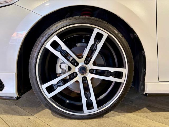 カムリ Ｇ　ワンオーナー　Ｍ’ｚＳＰＥＥＤ　フルエアロ　ジュリア５５５モノブロック鍛造２０インチＡＷ　ＲＳＲ　Ｂｅｓｔ☆１車高調　４本出しエキゾーストカッター　純正ディスプレイオーディオ　パワーシート　ＥＴＣ（62枚目）