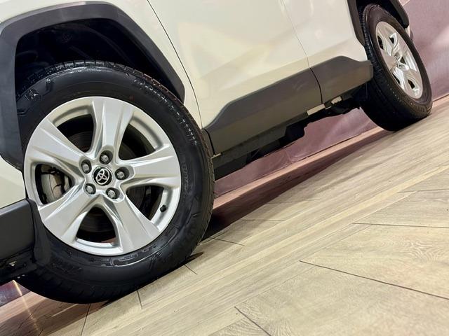 アルミホイール	１７インチ標準