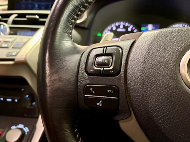 手元でオーディオ操作可能