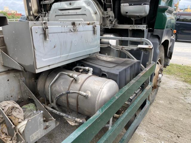 いすゞ ギガ １０トンダンプ 与根店 324 0万円 平成15年 03年 沖縄県 中古車 価格 Com
