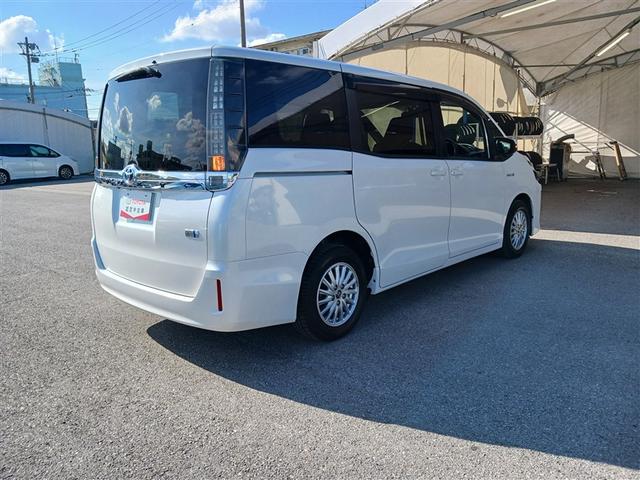 ヴォクシー ハイブリッドV フルセグ メモリーナビ DVD再生 バックカメラ ETC 両側電動スライド LEDヘッドランプ 乗車定員7人 3列シート 記録簿(7枚目)