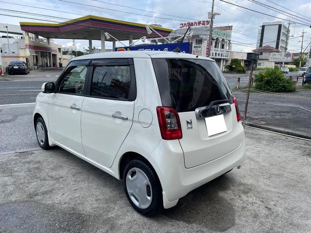 当社はお車が入庫後第三者機関ＪＡＡＡ日本鑑定協会にて鑑定を実施し鑑定書をお付けしてお車を販売させて頂いています！ご購入頂くお客様の為に細かく鑑定を行いご安心頂けるお車を販売させて頂いています！