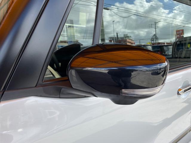 スマートキー開閉連動オートミラー完備しています！