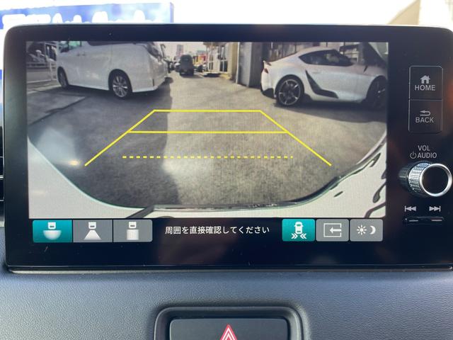 ヴェゼル ｅ：ＨＥＶ　Ｚ　本土車両　ワンオーナー車　ギャザス純正９インチナビ　フルセグＴＶ　ＣａｒＰｌａｙ　Ｂｌｕｅｔｏｏｔｈ　ＥＴＣ２．０　バックモニター　パワーバックドア　ワイヤレス充電　ブラインドスポットモニター（16枚目）
