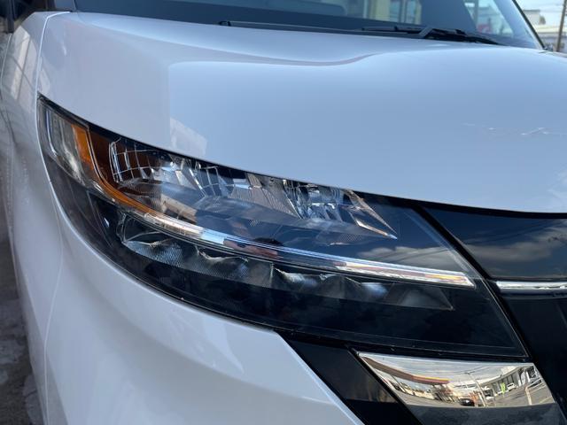 純正ＬＥＤヘッドライト完備しています！