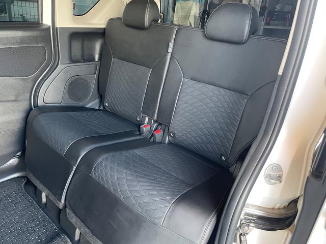 初年度登録１０年１０万キロを超えても保証期間であれば、ハイブリッドバッテリーを含む全てのハイブリッドシステム保証しています！全国でみても当社取扱い保証のみの手厚い内容です！走行距離制限もありません！