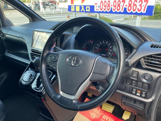 当社の販売車両は全て外装磨き上げ＆撥水コート施工＆ルームクリーニング施工済みで大変綺麗な状態で展示しています！