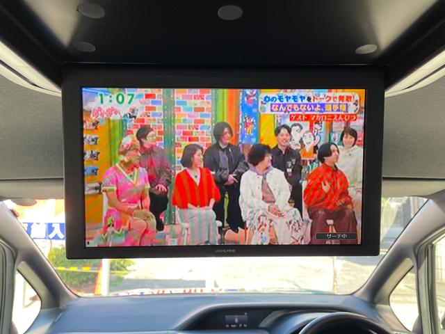 アルパイン１２．　１インチフリップダウンモニター完備しています！後席使用時やお子様にも大変重宝致します！