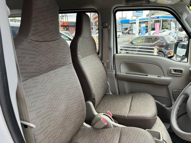 ＶＥＩＬＬＥ　Ｍ３セラミックグラフェンコーティング（鉄粉除去を含む）ご注文頂けます。ボディ表面へ透明度の高い皮膜を形成致します。艶・光沢を与え紫外線や酸性雨からもボディを保護、色褪せや劣化を防止します