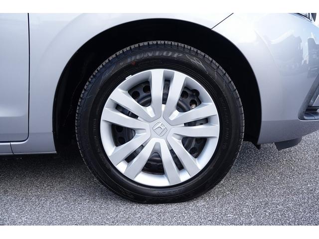 フィット e:HEVベーシック 純正ナビ スマートキー、ETC、リアカメラ、カーナビ、オーディオCD、フロアマット、ドアバイザー 内地仕入れ 防錆済 カーテンエアバッグ USBポート Rカメ アイドリングストップ LEDヘッド(19枚目)