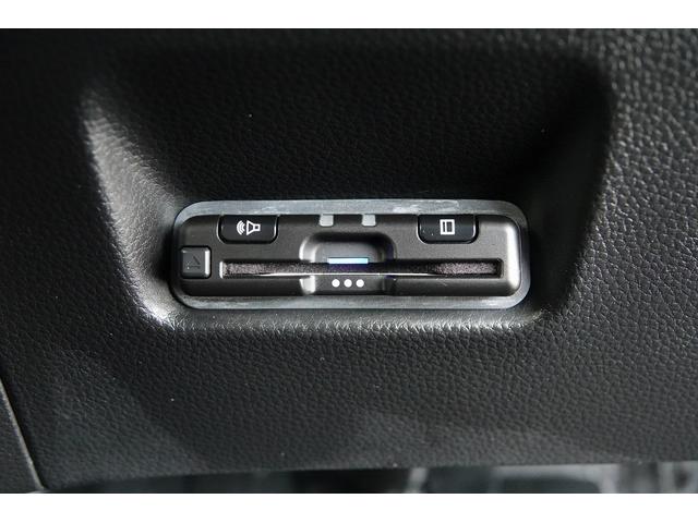 フィット e:HEVベーシック 純正ナビ スマートキー、ETC、リアカメラ、カーナビ、オーディオCD、フロアマット、ドアバイザー 内地仕入れ 防錆済 カーテンエアバッグ USBポート Rカメ アイドリングストップ LEDヘッド(36枚目)