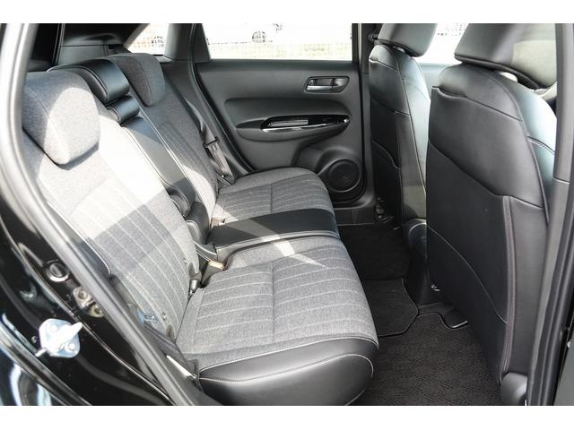 フィット ｅ：ＨＥＶホーム　ＦＯＰナビ　ドラレコ　スマートキー、ＥＴＣ、リアカメラ、カーナビ、オーディオＣＤ、ＴＶ、フロアマット、ドアバイザー　内地仕入れ　防錆済　助手席エアバッグ　運転席エアバッグ　アイドリングストップ　ＡＢＳ（14枚目）