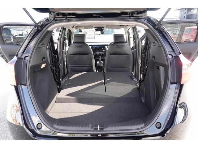 フィット ｅ：ＨＥＶホーム　ＦＯＰナビ　ドラレコ　スマートキー、ＥＴＣ、リアカメラ、カーナビ、オーディオＣＤ、ＴＶ、フロアマット、ドアバイザー　内地仕入れ　防錆済　助手席エアバッグ　運転席エアバッグ　アイドリングストップ　ＡＢＳ（50枚目）