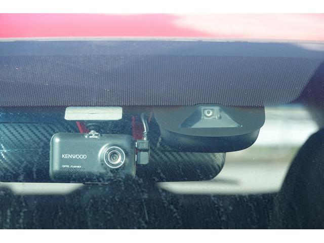 フィットハイブリッド Ｌホンダセンシング　社外オーディオ　スマートキー、リアカメラ、オーディオＣＤ、ドアバイザー　防錆済　Ｒカメ　ＬＥＤ　サイドＳＲＳ　横滑り防止　ドライブレコーダー　パワーステアリング　オートクルーズ　ＥＴＣ車載器　ＡＢＳ（25枚目）