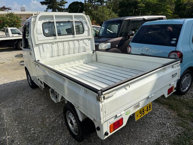 キャリイトラック 　マニュアル５速　ラジオ（10枚目）