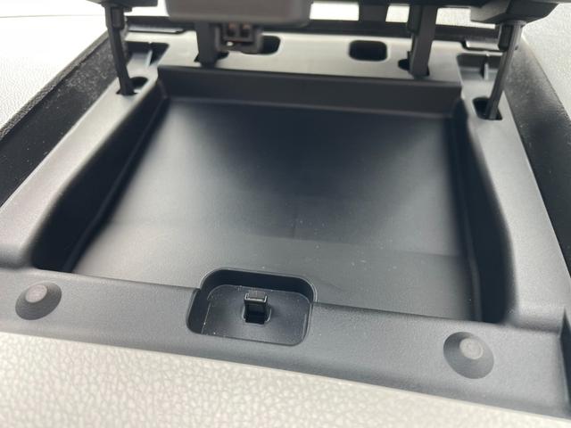 デイズルークス X 本土仕入れ/パワースライドドア/スマートキー/Pスタート/ETC/電動格納ミラー/純正SDナビ/DVD・CD/フルセグ/Bluetooth/全方位カメラ/Wエアコン/フルフラットシート/点検整備/(24枚目)