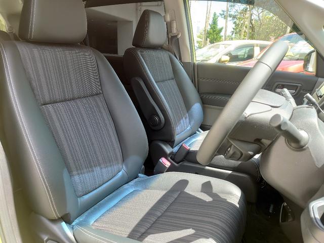 ハイブリッド・Gホンダセンシング OP10年保証対象車 社外SDナビ(CD・Bluetooth・SD・フルセグ) 両側パワ-スライドドア(10枚目)