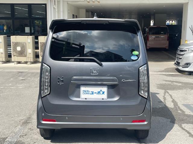 衝突軽減ブレーキ＜ＣＭＢＳ＞は、軽乗用車として初めて横断中の自転車に対応。