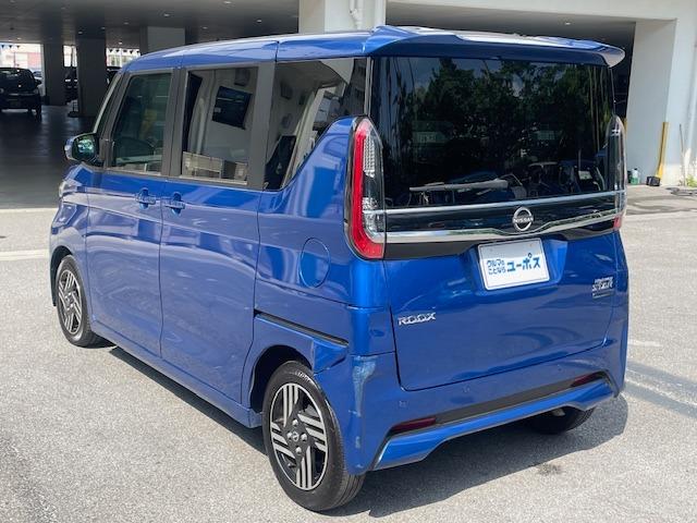 日産自動車と三菱自動車工業の合弁会社ＮＭＫＶのマネジメントのもと、日産が企画、開発を行った。