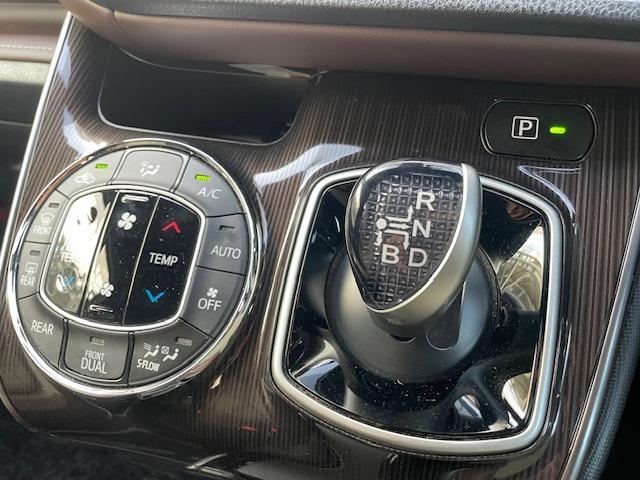 エスクァイア ハイブリッドＧｉ　プレミアムパッケージ　ＯＰ５年保証対象車　ＡＬＰＩＮＥ１１インチナビ　両側パワースライドドア　ドラレコ　バックモニター　ＥＴＣ（54枚目）