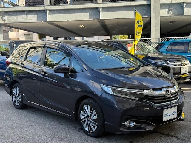 フロントグリルとヘッドライトを一体的に造形することで、さらに進化したＨｏｎｄａのデザインアイデンティティー「ソリッド・ウイング・フェイス」が、ワイドで先進的なイメージを強調
