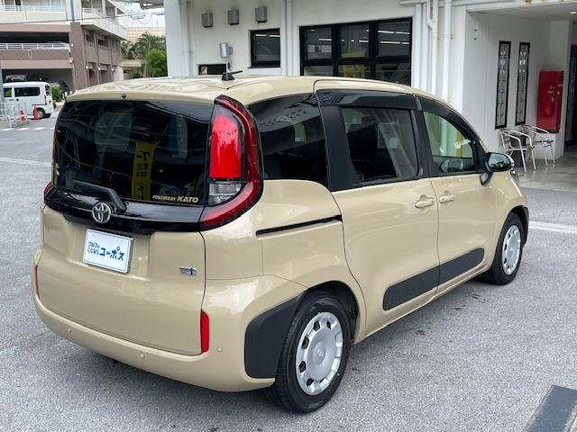 広く世代を超えて、様々なライフスタイルをサポートする「ユニバーサルでクールなトヨタ最小ミニバン」として開発