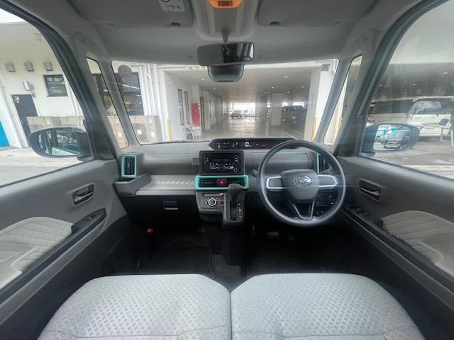 気になる月々のお支払額をシュミレーションできます。ローン審査もその場で調べることも可能です。その他に自動車保険のご相談も大歓迎です。売却のみのお客様でも大歓迎ですよ。売るのも買うのもユーポスへ。