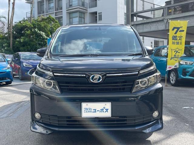 トヨタミディアムクラスのミニバン、「ヴォクシー」（ＶＯＸＹ：ネッツ店）