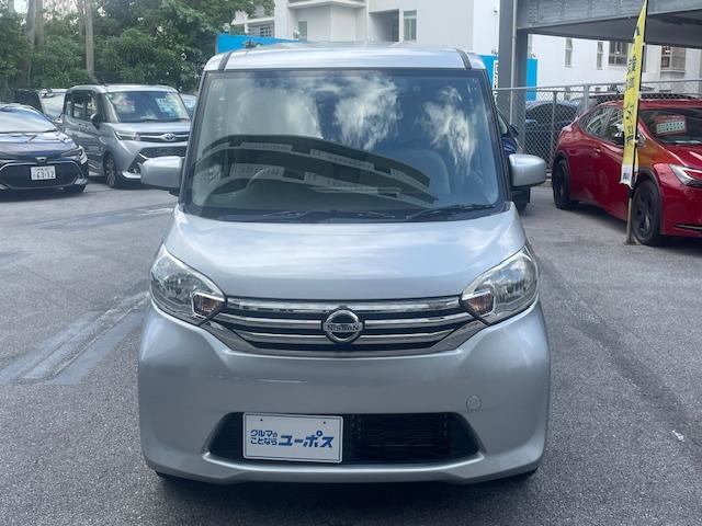 デイズに続く第２弾となるモデルで、全高が高く広い室内を持つスーパーハイトワゴンタイプの「デイズ　ルークス」