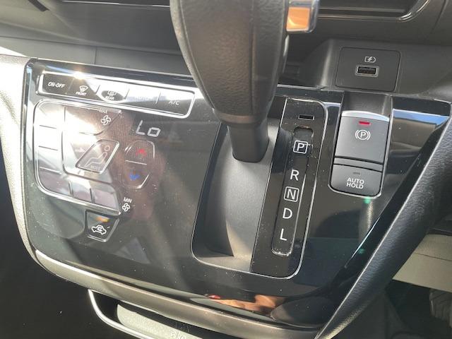 ＷＬＴＣモード燃費	２３．３ｋｍ／リットル